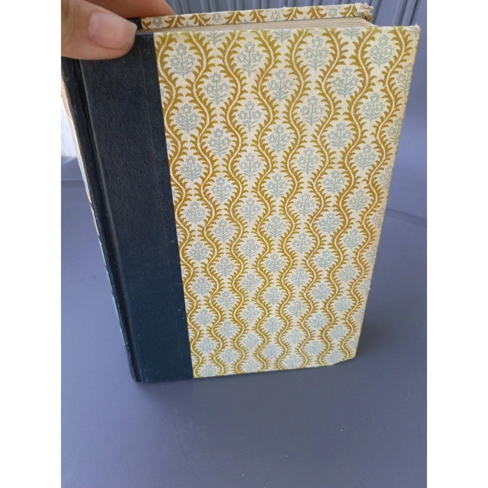 Readers Digest‎ Condensed Yellow Cover Volume 3 1977 1st Edition